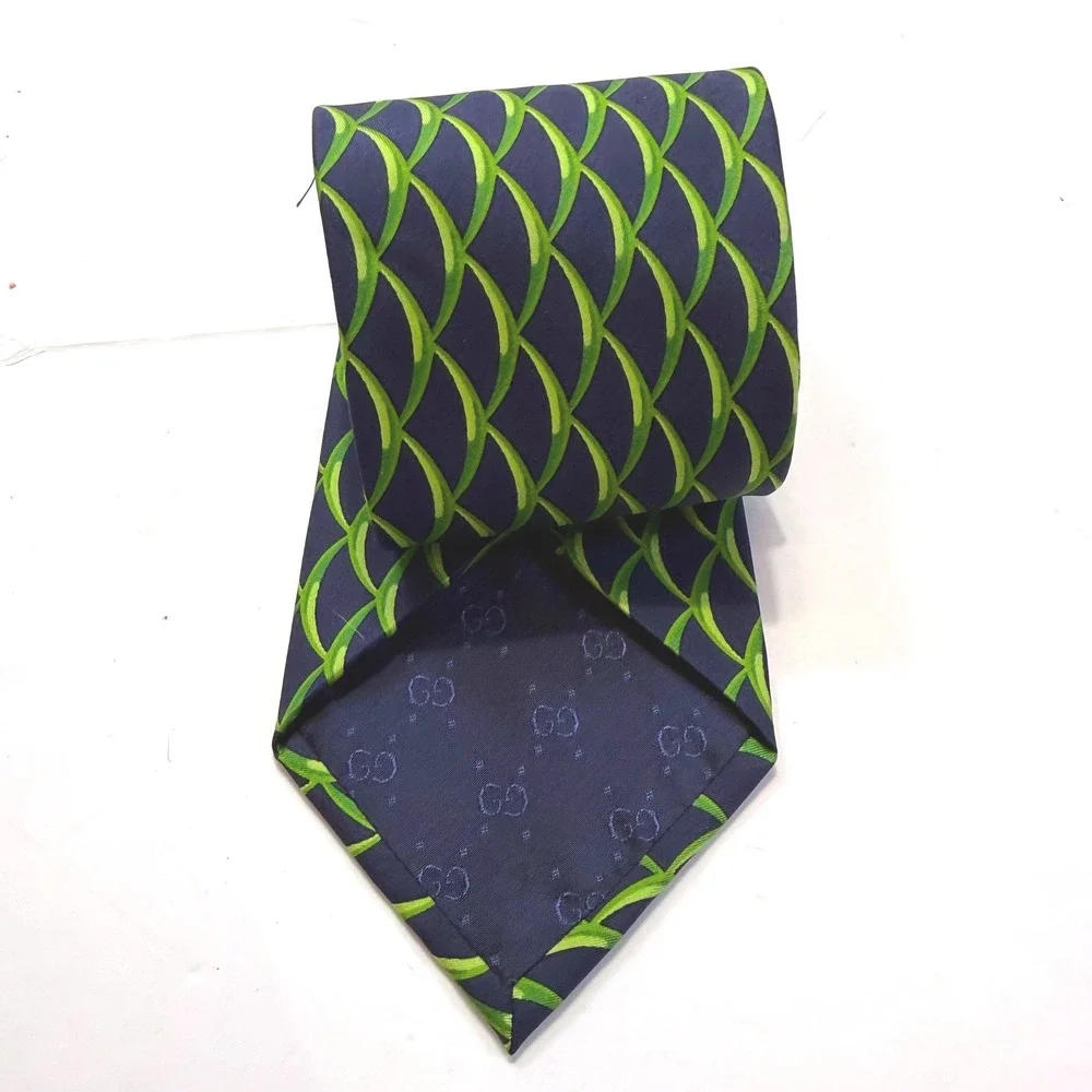 Gucci Mens Silk Tie Navy Blue Green Lime Geometric Scale Print Made in Italy